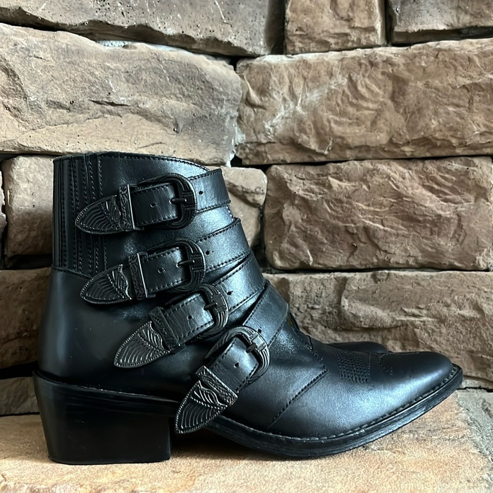 Toga Pulla Quad Buckle Western Ankle Boots Black‎ EU 36 US 6